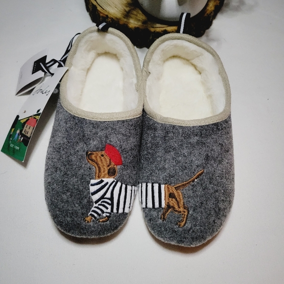 Joules Shoes - 🔹️HP🔹️Joules gray Dachshund applique slippets mule slip-on slippers size 5